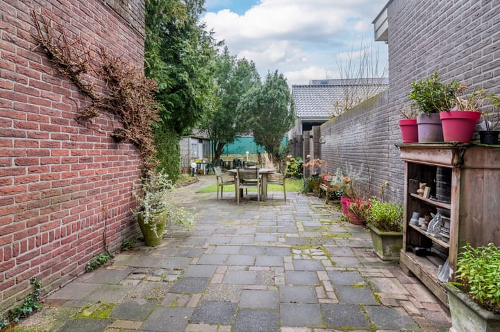 Foto 26 van Lange Wagenstraat 26