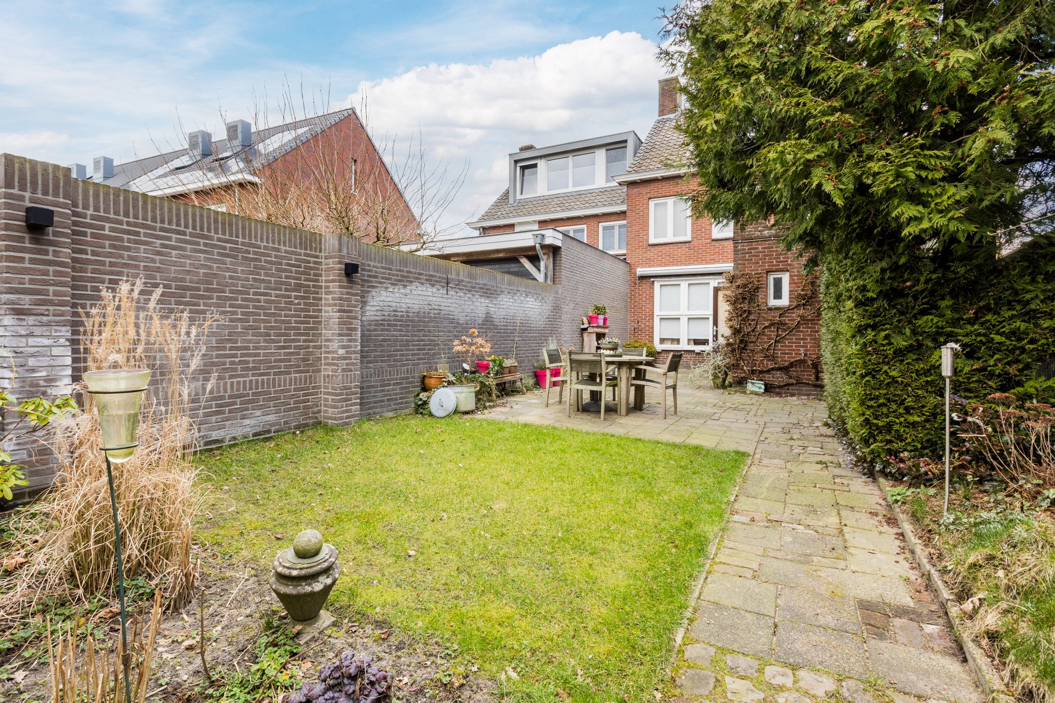 Foto 30 van Lange Wagenstraat 26