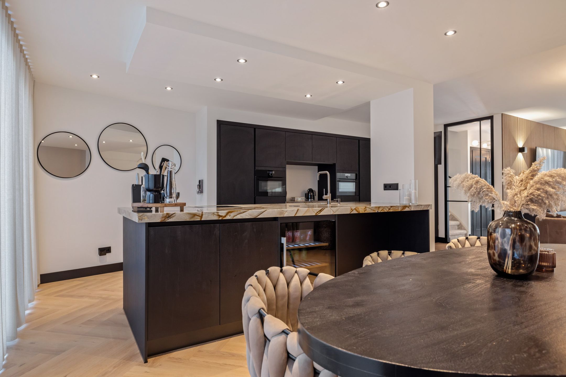 Photo 15 of Burgemeester Uijenstraat 39