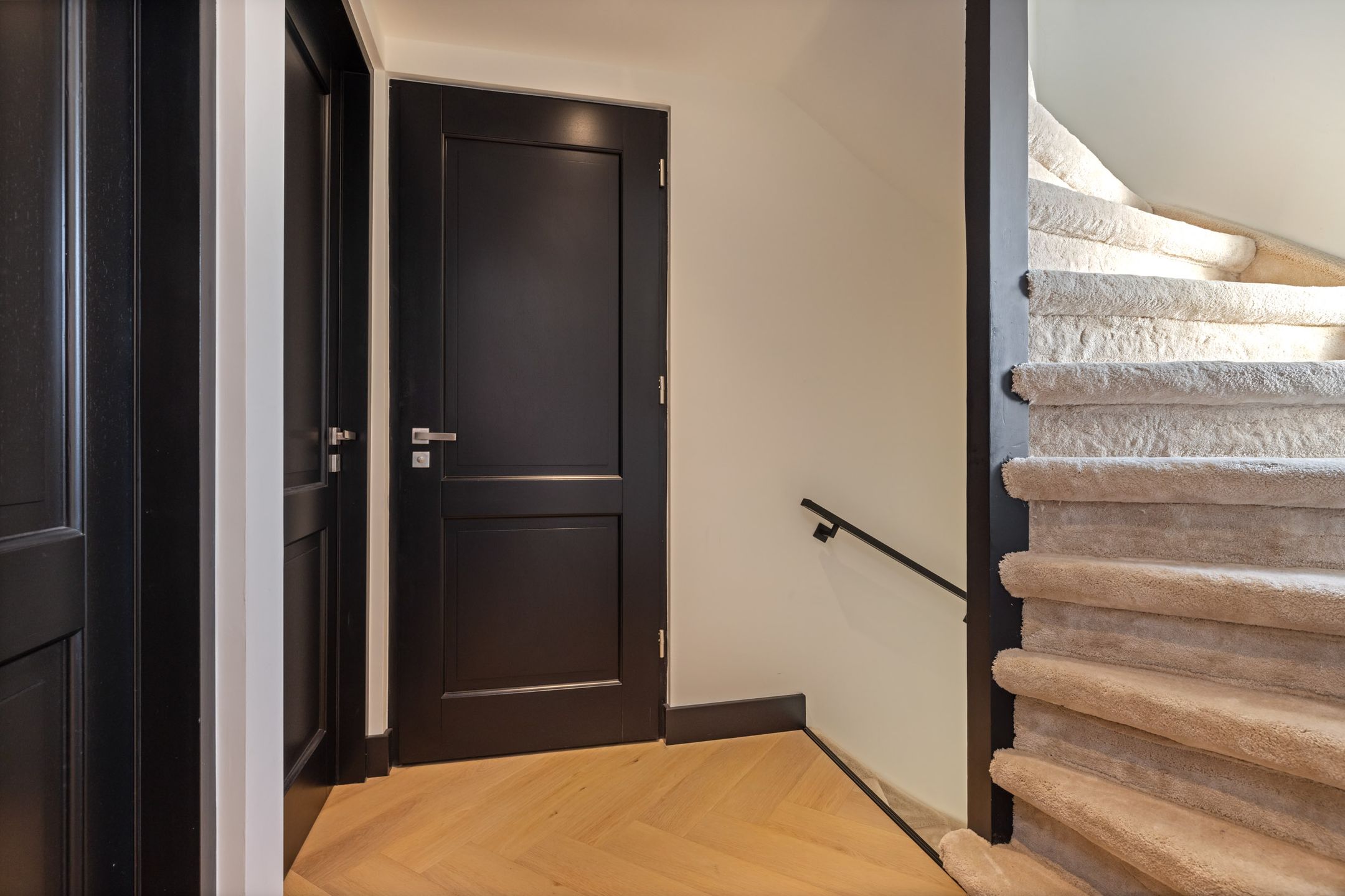 Photo 24 of Burgemeester Uijenstraat 39