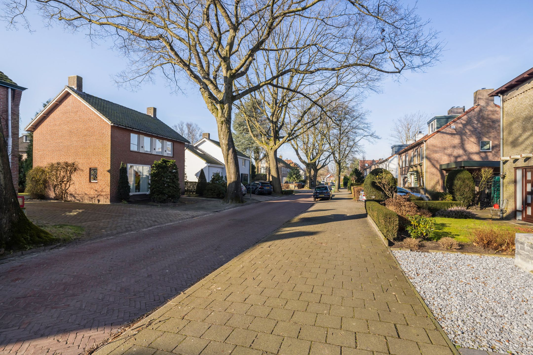 Photo 51 of Burgemeester Uijenstraat 39