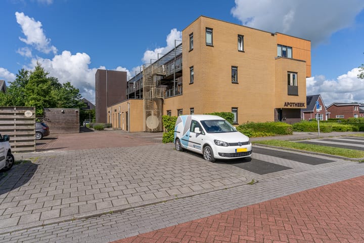 Photo 3 of Burgemeester Selhorststraat 8-D