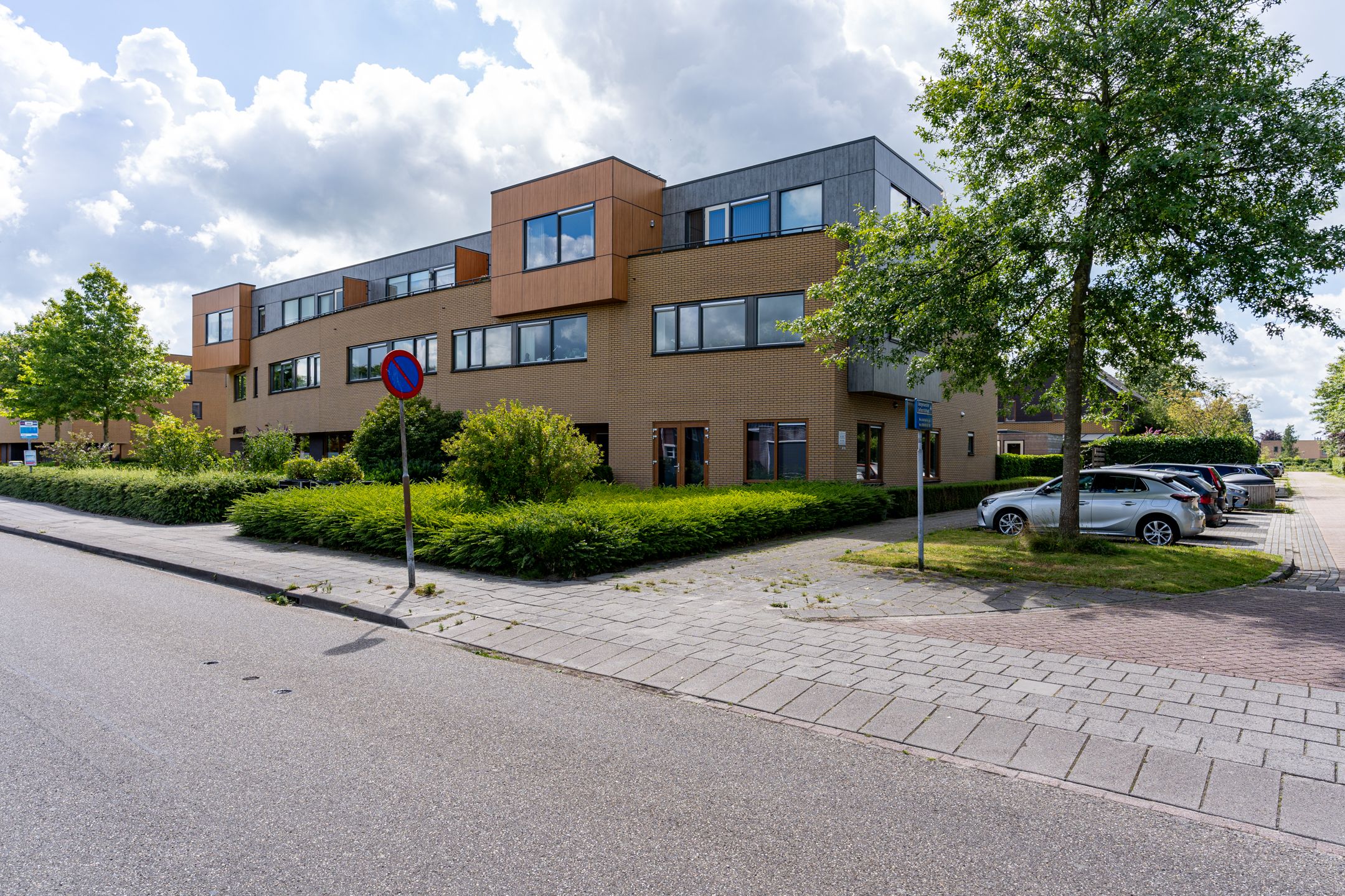 Foto 27 van Burgemeester Selhorststraat 8-D