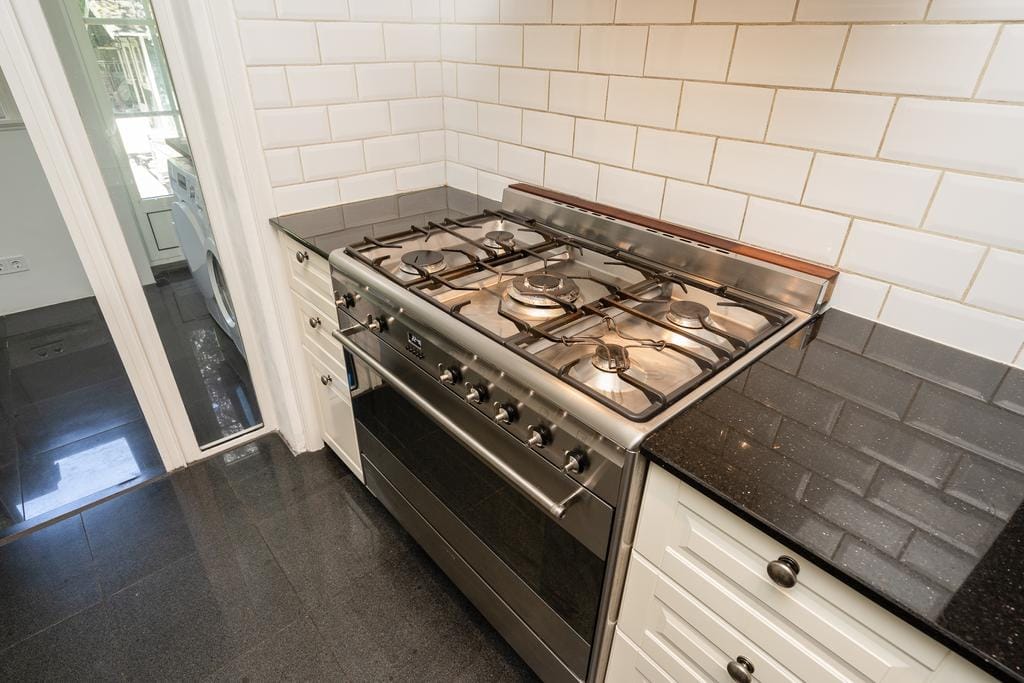 Foto 12 van Lange Kerkdam 35-A