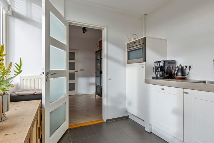 Photo 13 of Deken Tomaslaan 22