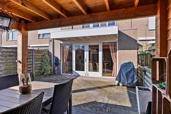 Foto 27 van Monarchstraat 39