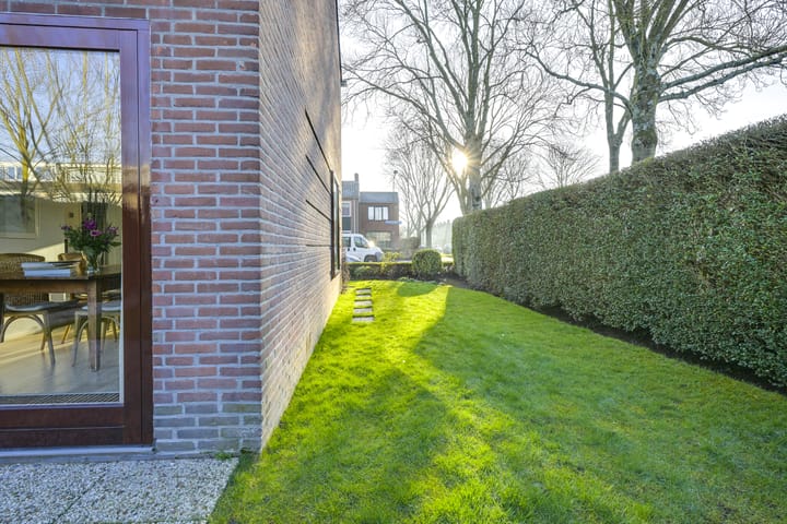 Foto 42 van Frederik van Eedenstraat 2