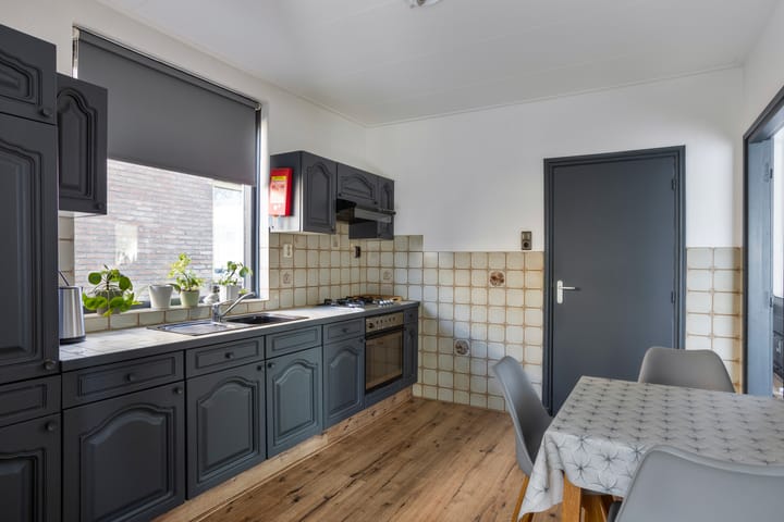 Foto 12 van Molenstraat 13