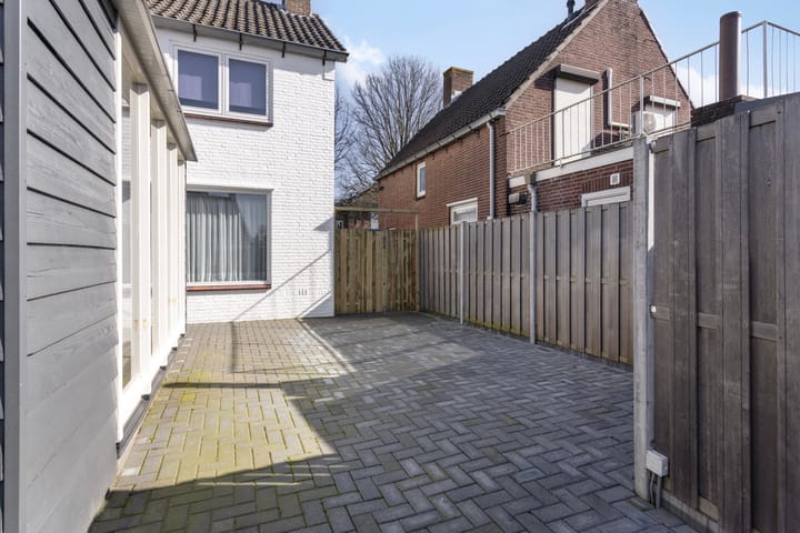 Foto 30 van Molenstraat 13