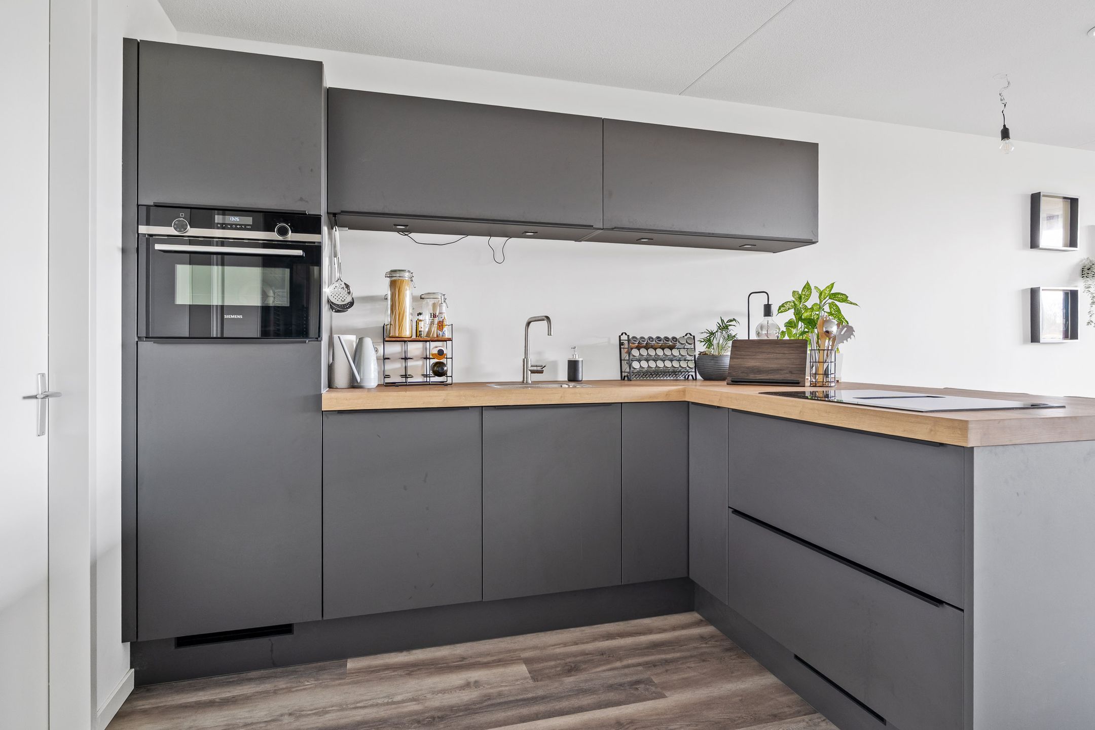 Foto 15 van Groningerstraatweg 361-D4