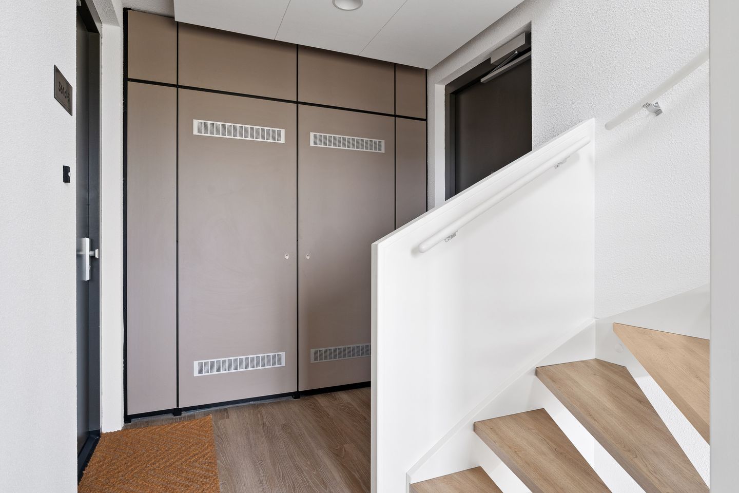 Foto 25 van Groningerstraatweg 361-D4