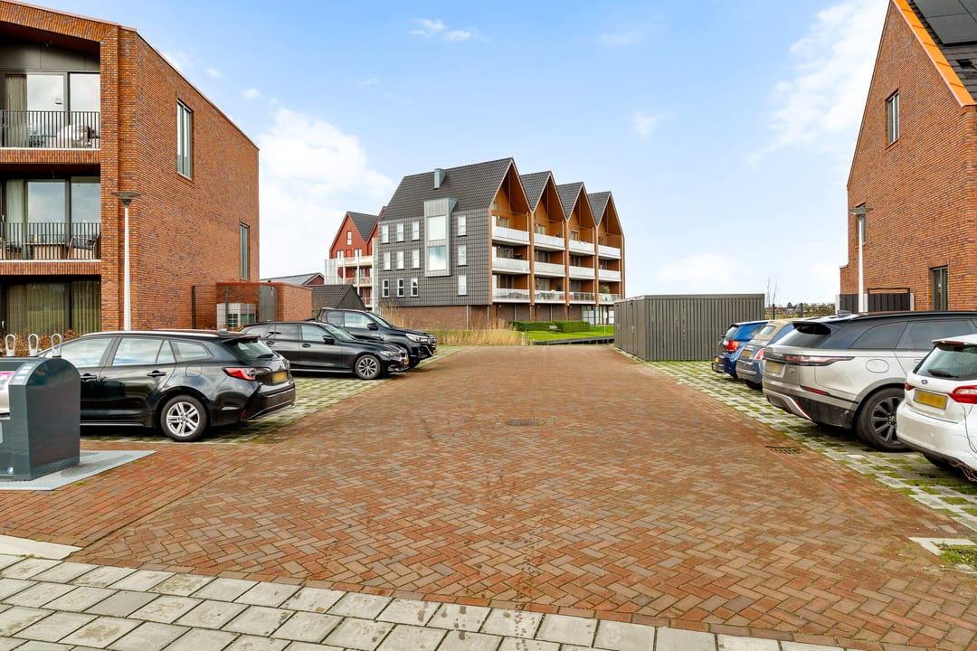 Foto 31 van Groningerstraatweg 361-D4