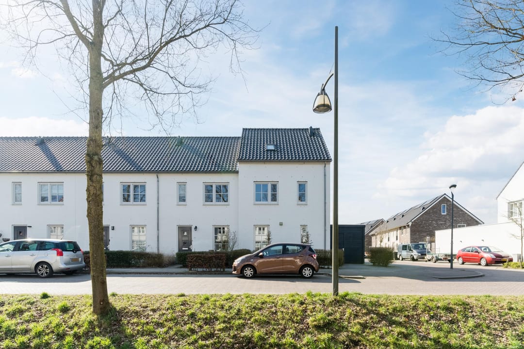 Photo 2 of Eikenbussel 88