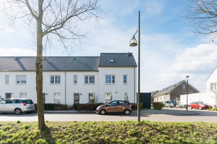 Foto 2 van Eikenbussel 88