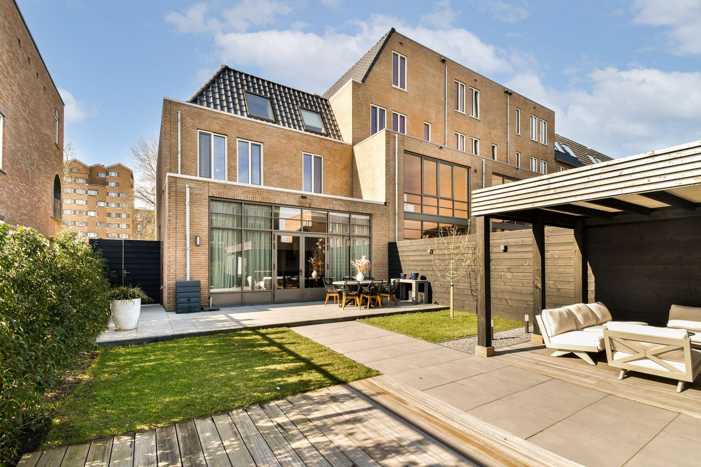 Photo 4 of Drs. P-kade 32