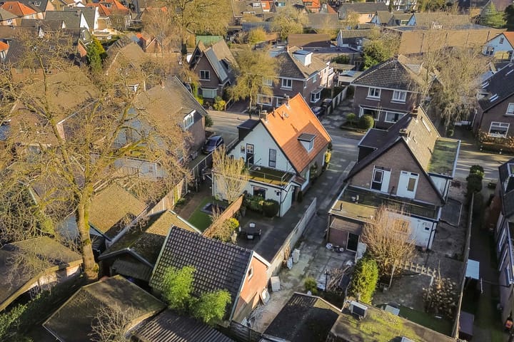 Foto 2 van Venuslaan 13