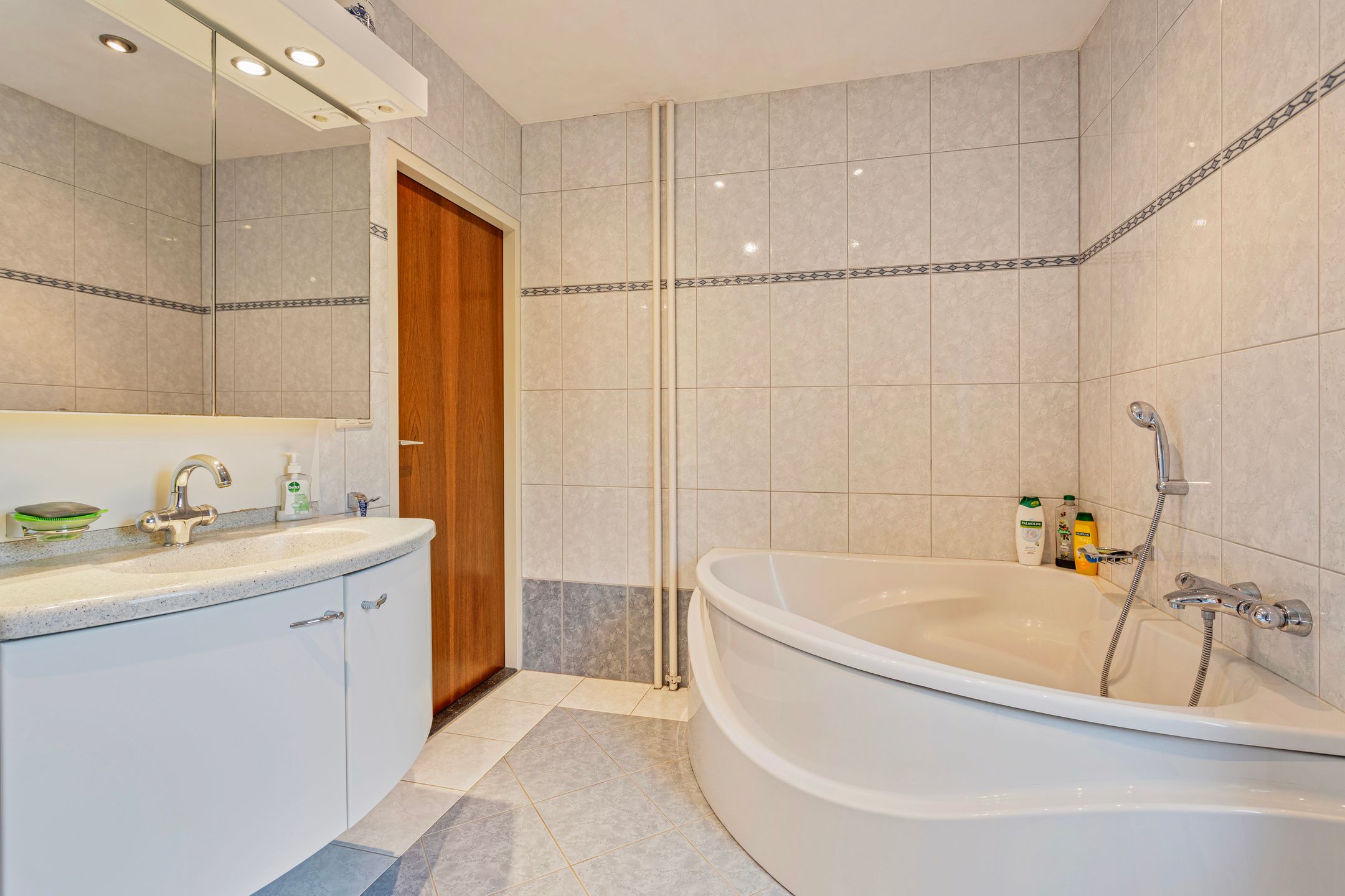 Foto 18 van Teeuwenhofweg 4