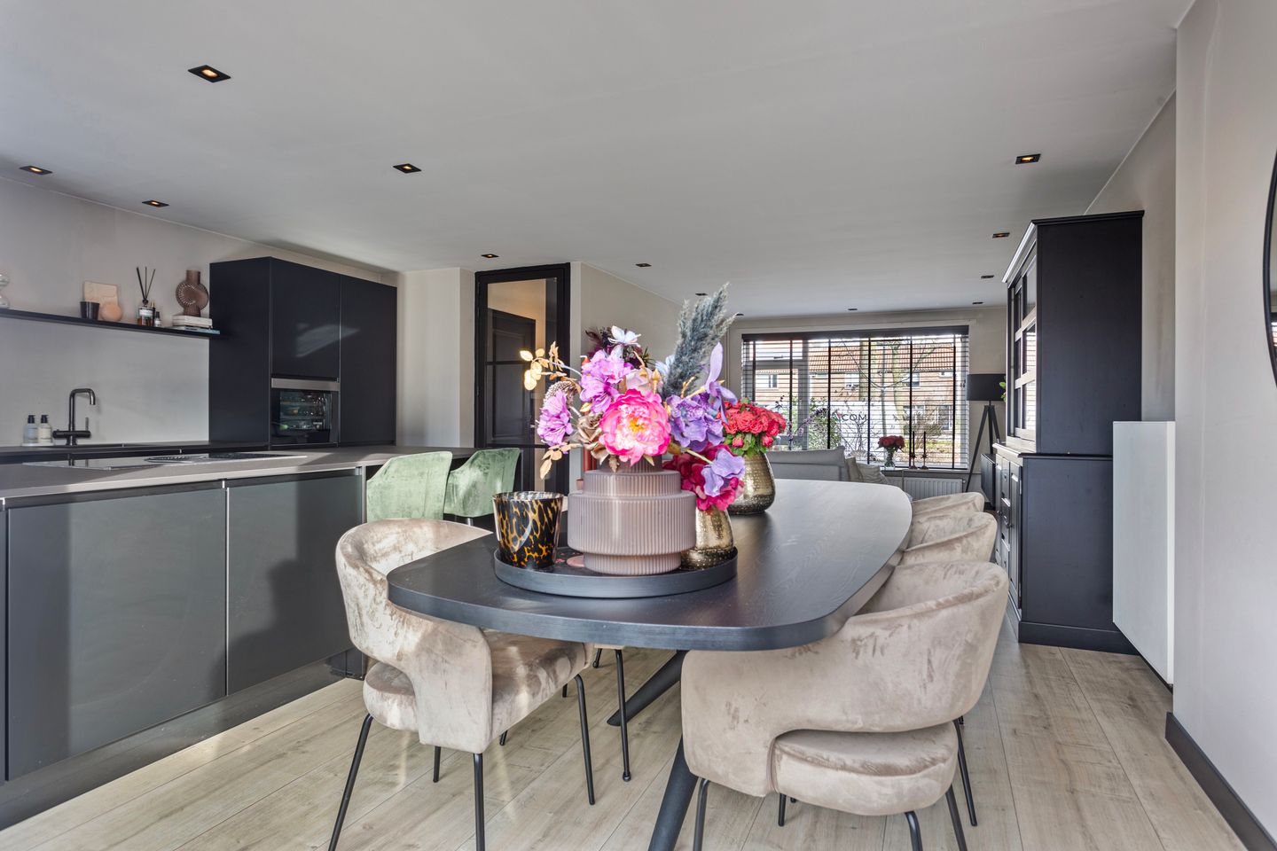 Foto 10 van Tutein Noltheniusplein 21