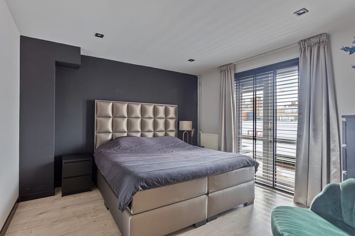 Foto 19 van Tutein Noltheniusplein 21