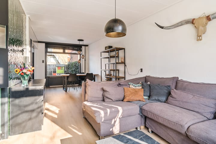 Foto 13 van Amaliastraat 3