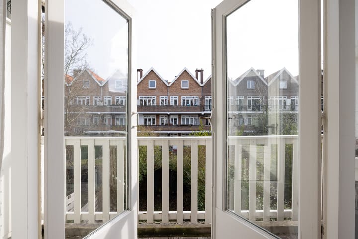 Foto 4 van Luzacstraat 16-A01