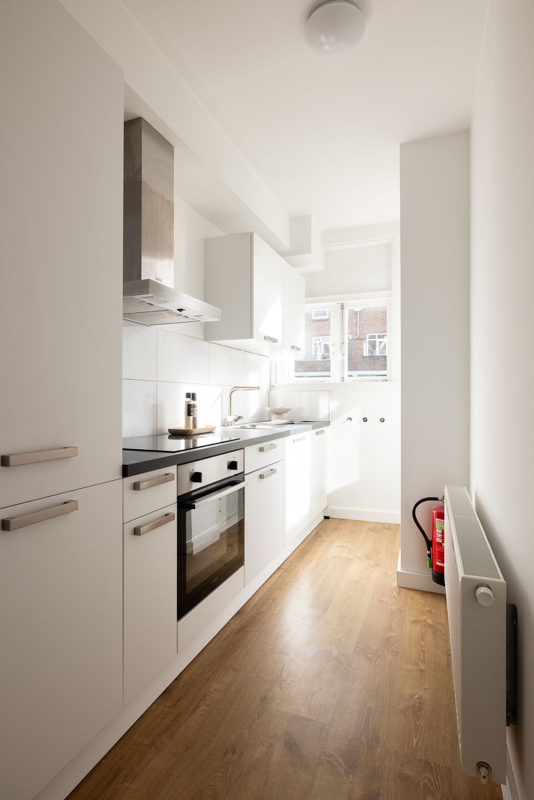 Foto 11 van Luzacstraat 16-A01