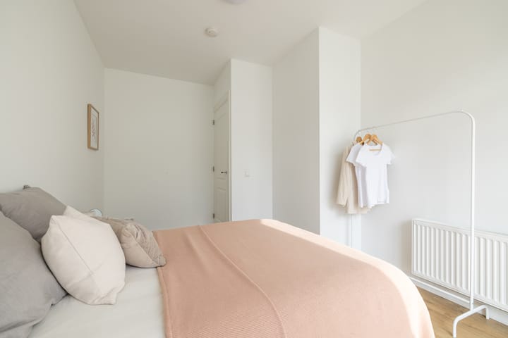 Foto 14 van Luzacstraat 16-A01