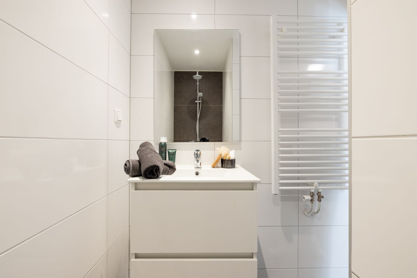 Foto 19 van Luzacstraat 16-A01