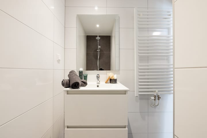 Foto 19 van Luzacstraat 16-A01