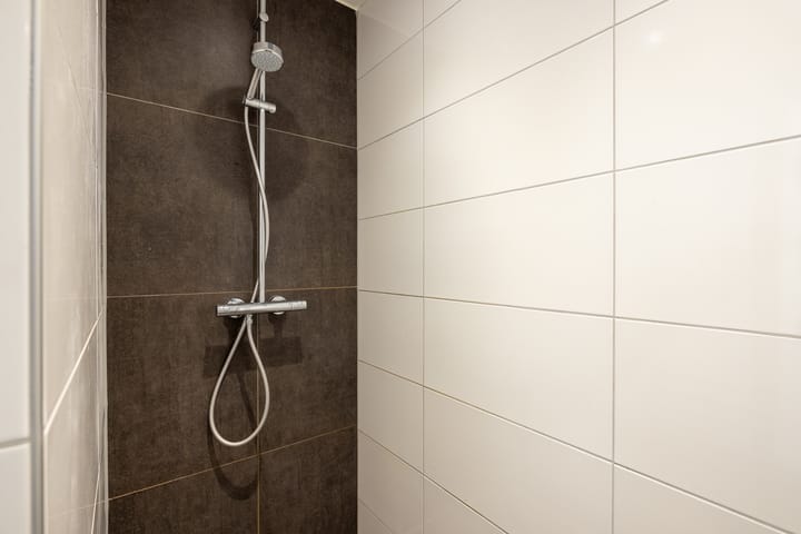 Foto 20 van Luzacstraat 16-A01