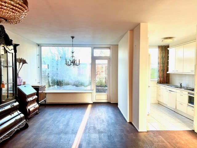 Foto 2 van Comeniushof 3