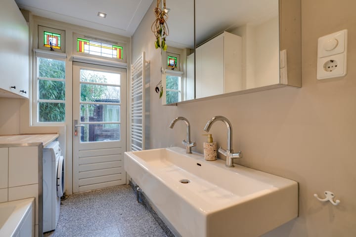 Foto 16 van Jekerstraat 4