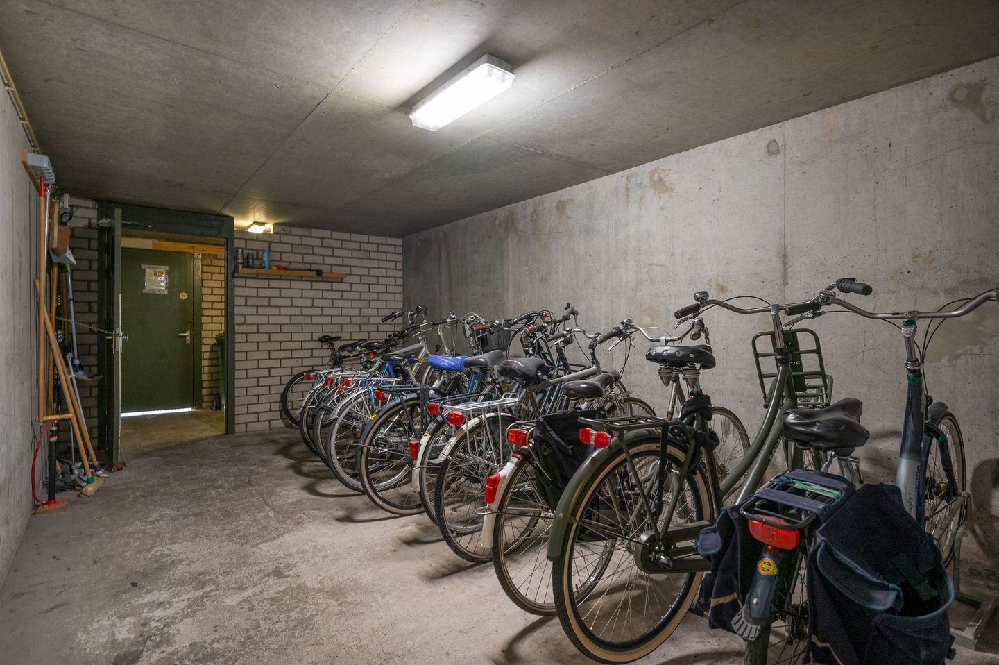 Photo 19 of Kloosterwandplein 146