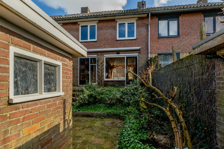 Foto 31 van Reggestraat 11