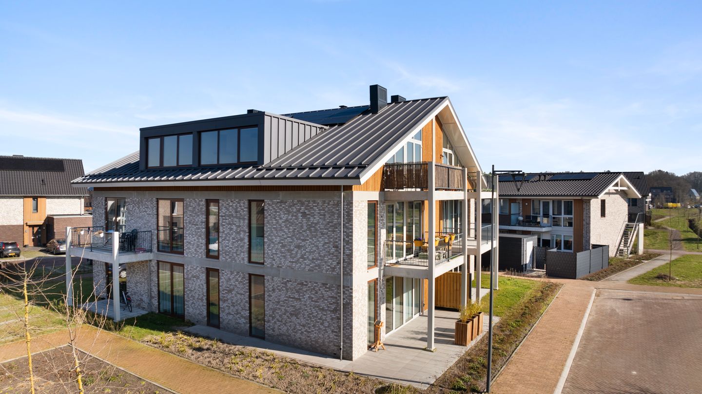 Foto 1 van Van Bommelstraat 11