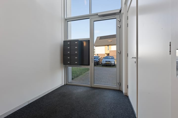 Foto 7 van Van Bommelstraat 11