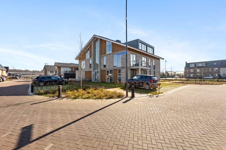 Foto 24 van Van Bommelstraat 11