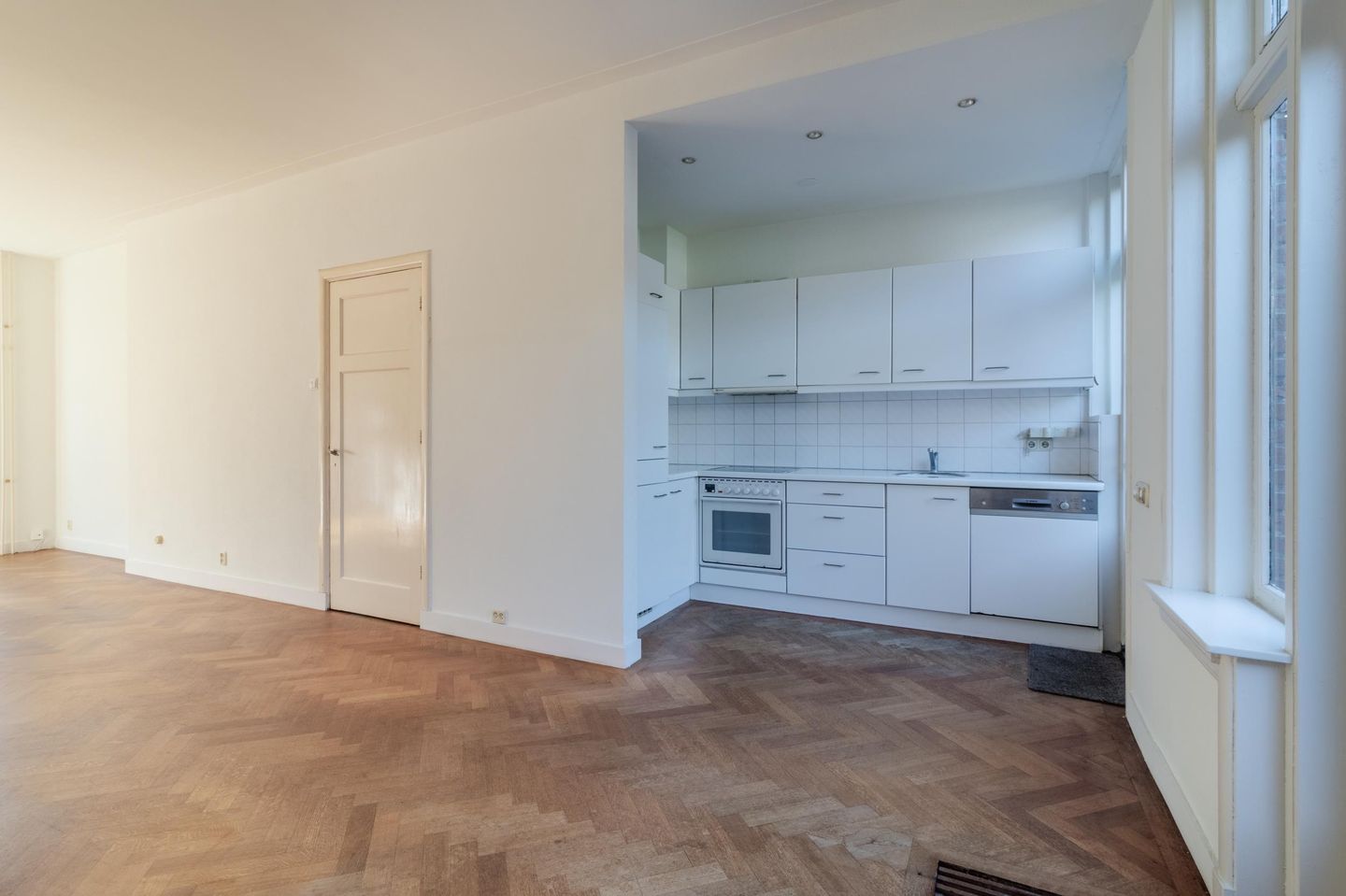 Foto 10 van Van de Sande Bakhuyzenlaan 12