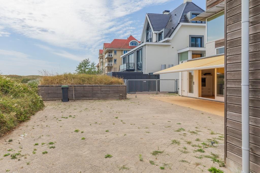 Photo 11 of Koningin Astrid Boulevard 56