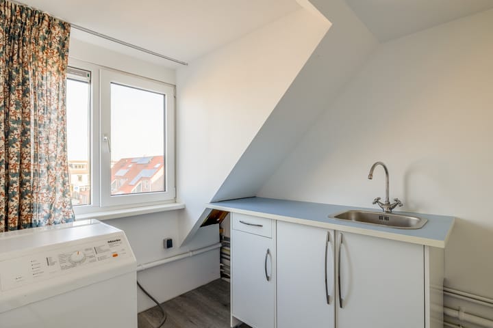 Foto 26 van Leeghwaterstraat 114