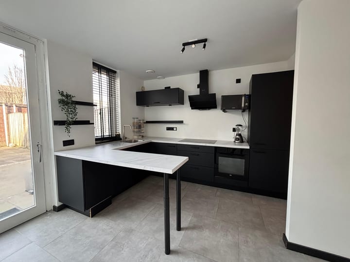 Foto 3 van Sas van Gentstraat 66