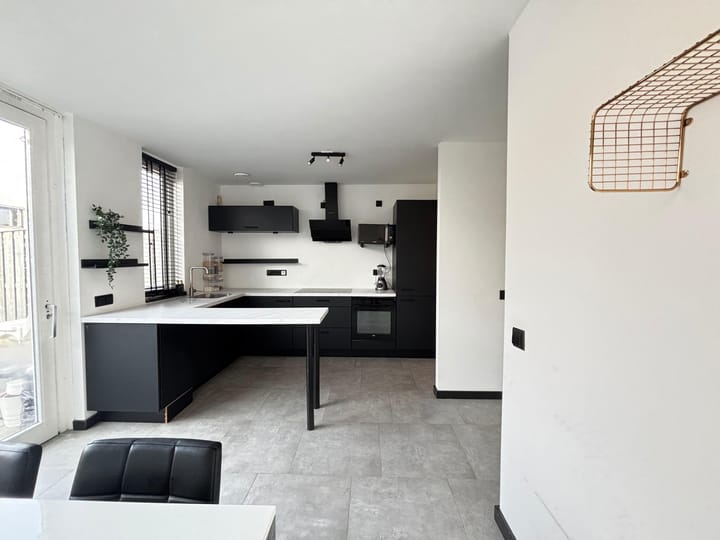 Foto 18 van Sas van Gentstraat 66