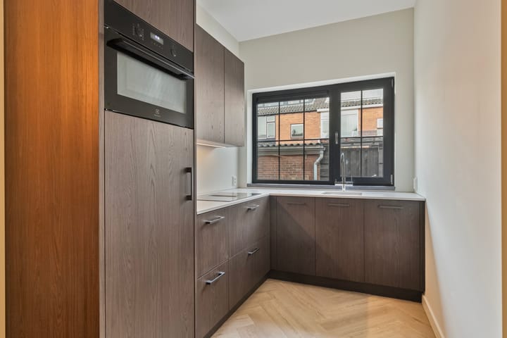 Foto 23 van Oostlaan 6-B