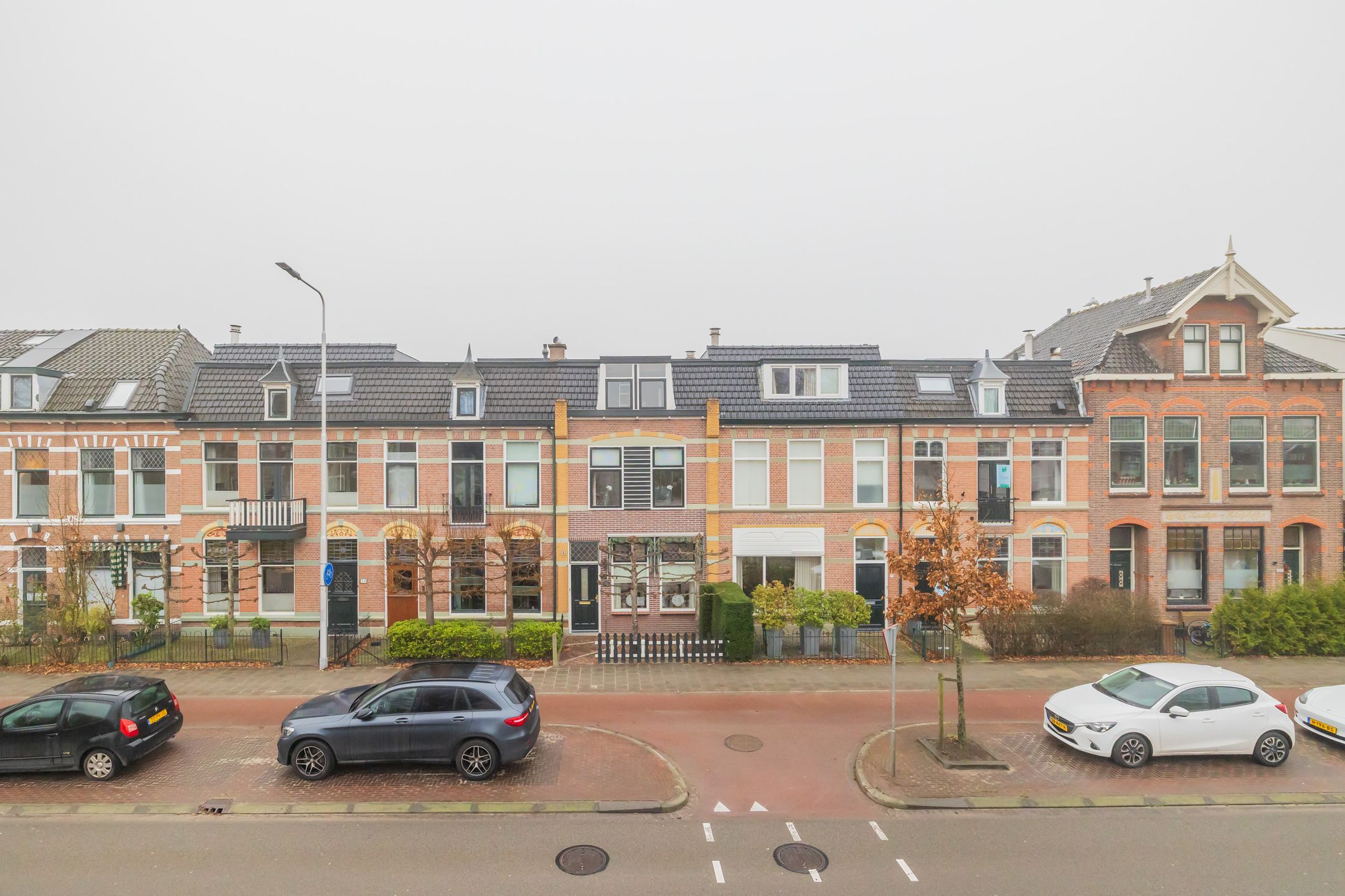 Foto 48 van Weeresteinstraat 93