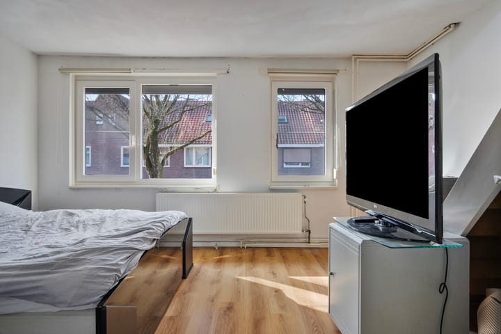 Foto 5 van Zevenbergenstraat 11