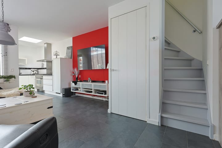 Foto 9 van Pieter Latensteinstraat 60