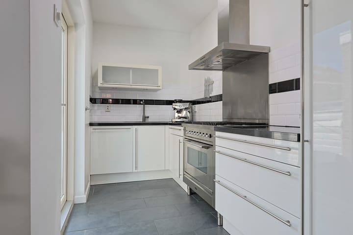 Foto 11 van Pieter Latensteinstraat 60