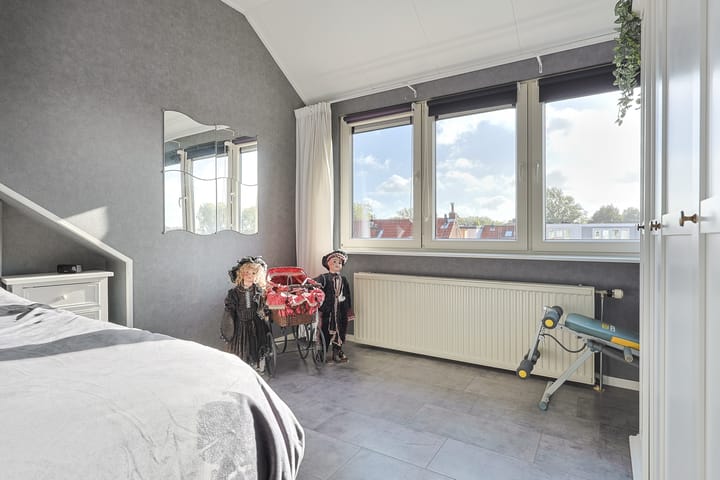 Foto 23 van Pieter Latensteinstraat 60