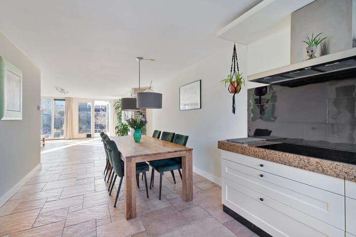 Foto 14 van Guadeloupestraat 10