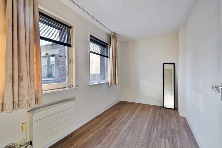 Foto 30 van Guadeloupestraat 10